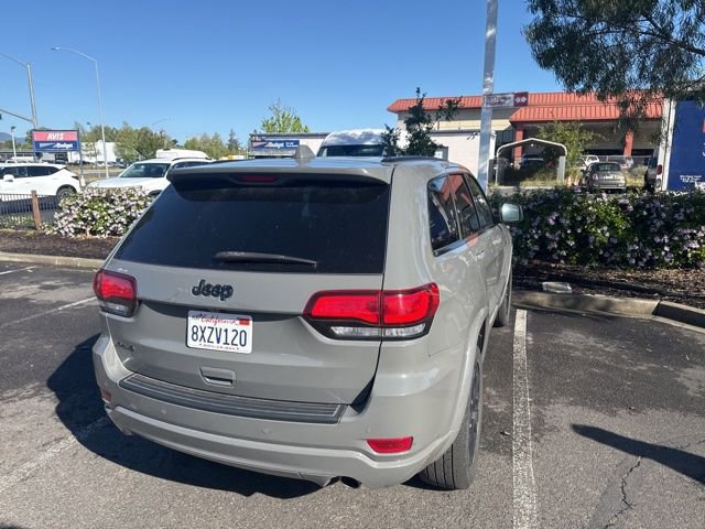 Used 2021 Jeep Grand Cherokee Laredo X image 24