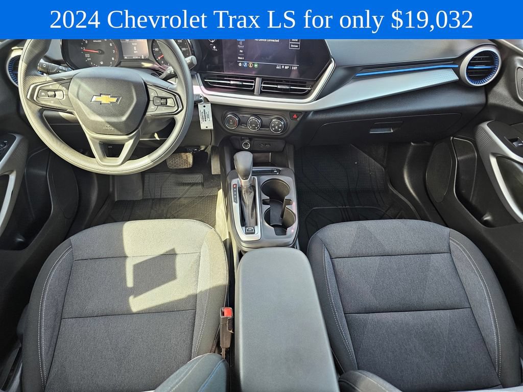 Used 2024 Chevrolet Trax LS FWD image 20