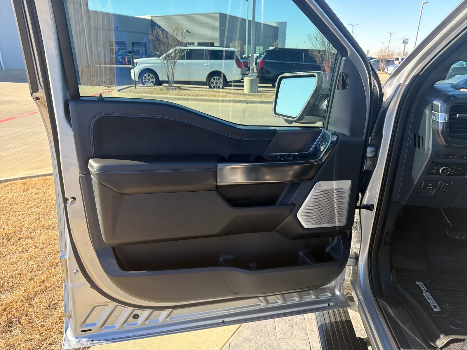 Certified 2024 Ford F150 Platinum w/ Equipment Group 702A High image 10