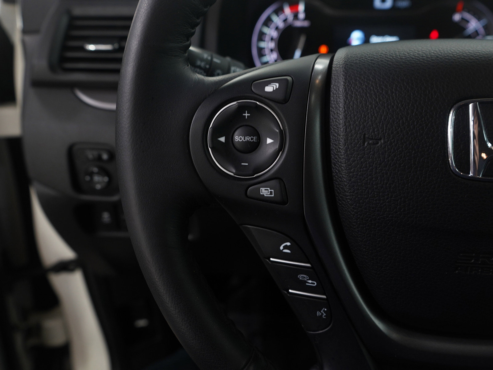 Used 2019 Honda Ridgeline RTL-T image 18