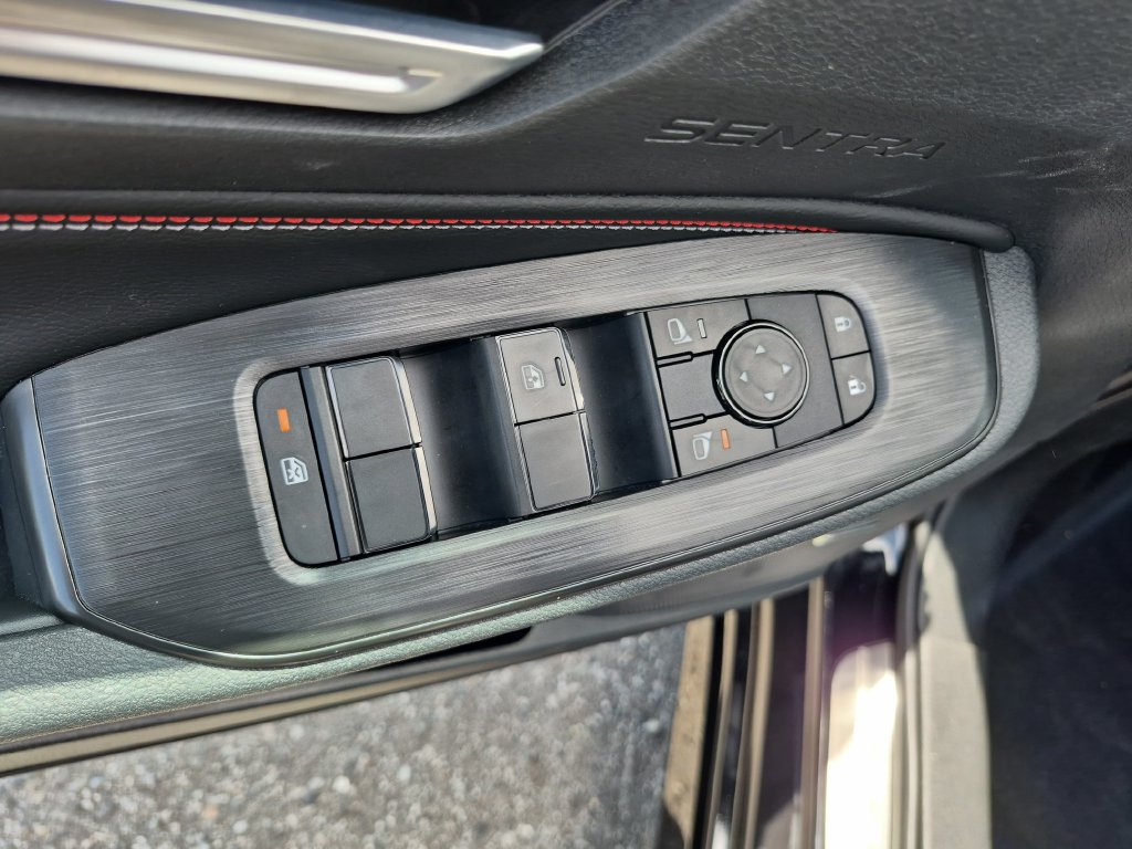 New 2026 Nissan Sentra SR w/ SR Premium Package FWD image 13