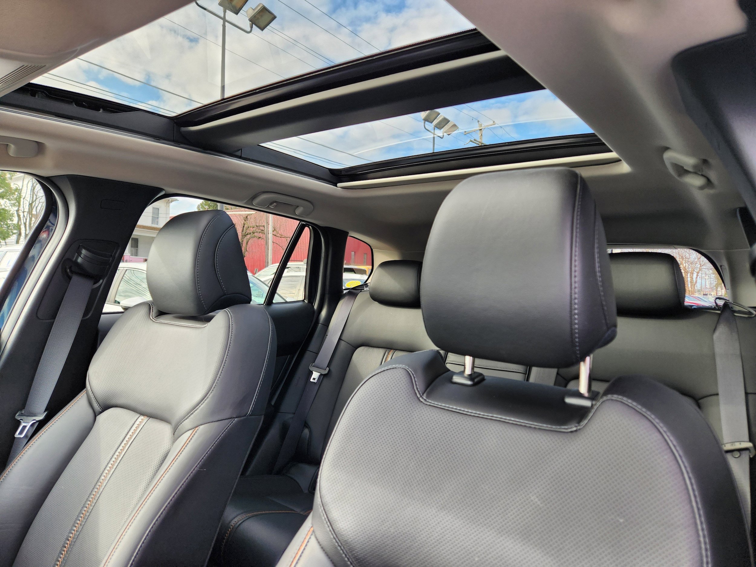 Certified 2025 MAZDA CX-50 AWD 2.5 Hybrid w/ Premium Pkg image 13