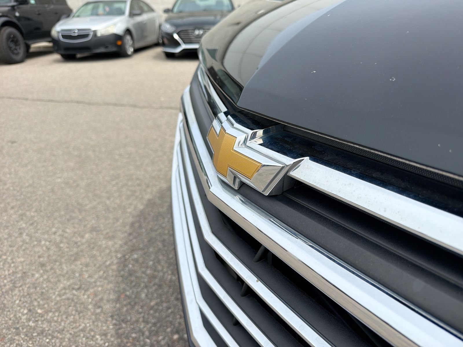 Used 2019 Chevrolet Equinox Premier FWD image 15