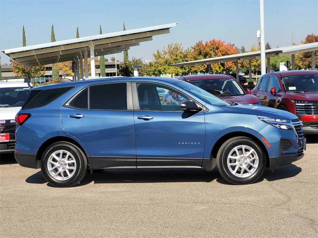 Used 2024 Chevrolet Equinox LS image 4