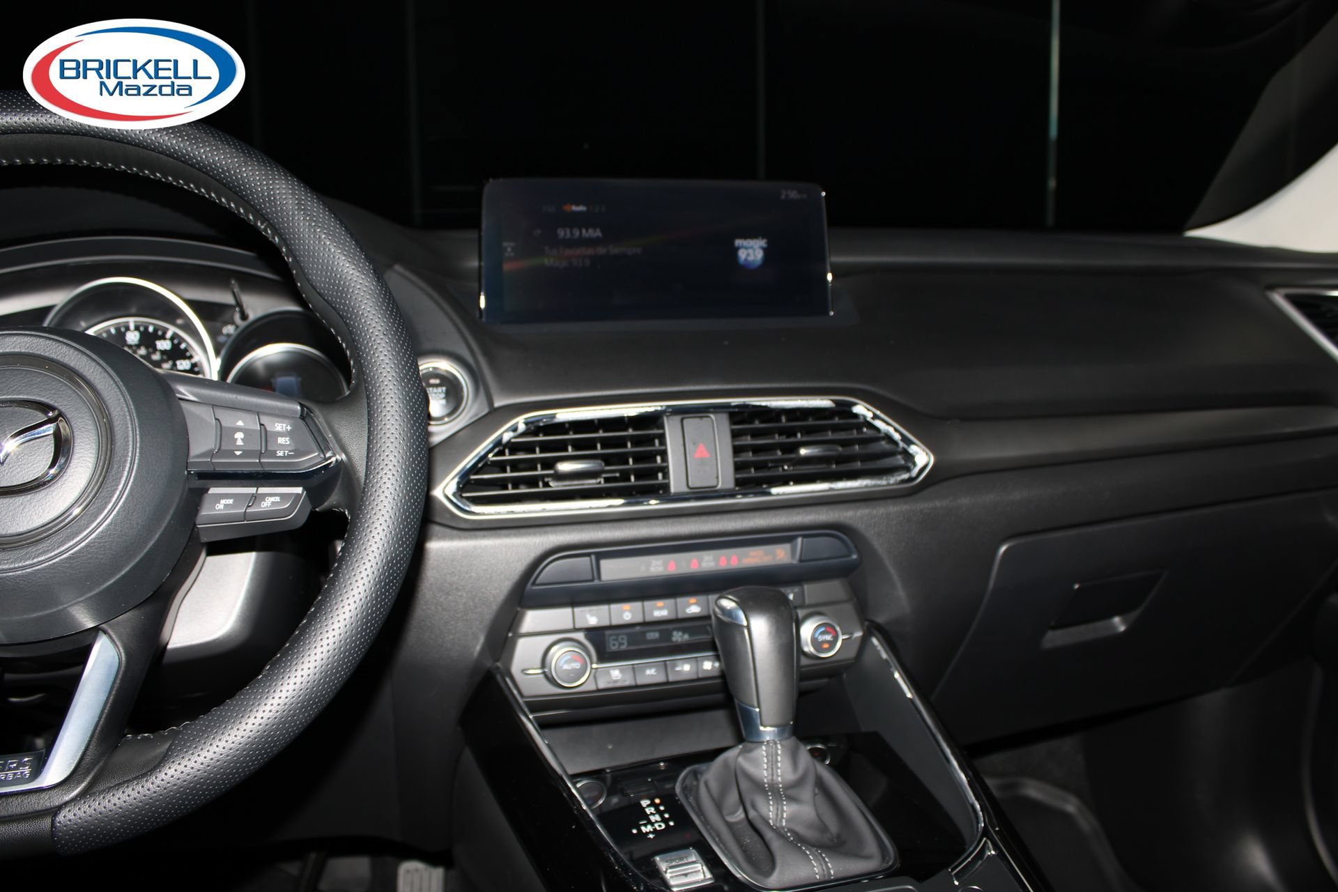 Used 2023 MAZDA CX-9 Touring Plus AWD/4WD image 19