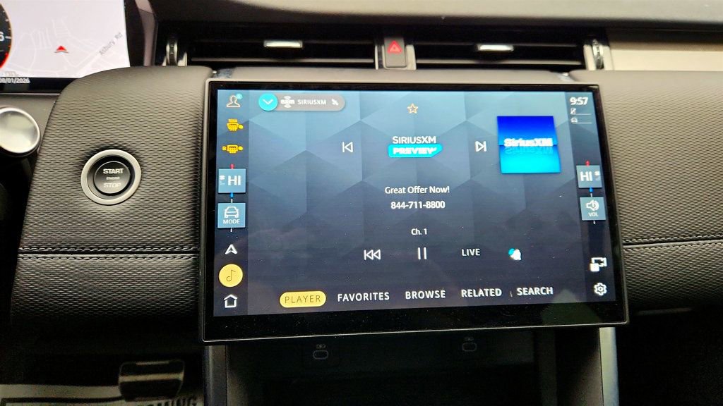 Used 2025 Land Rover Discovery Sport Dynamic SE image 20