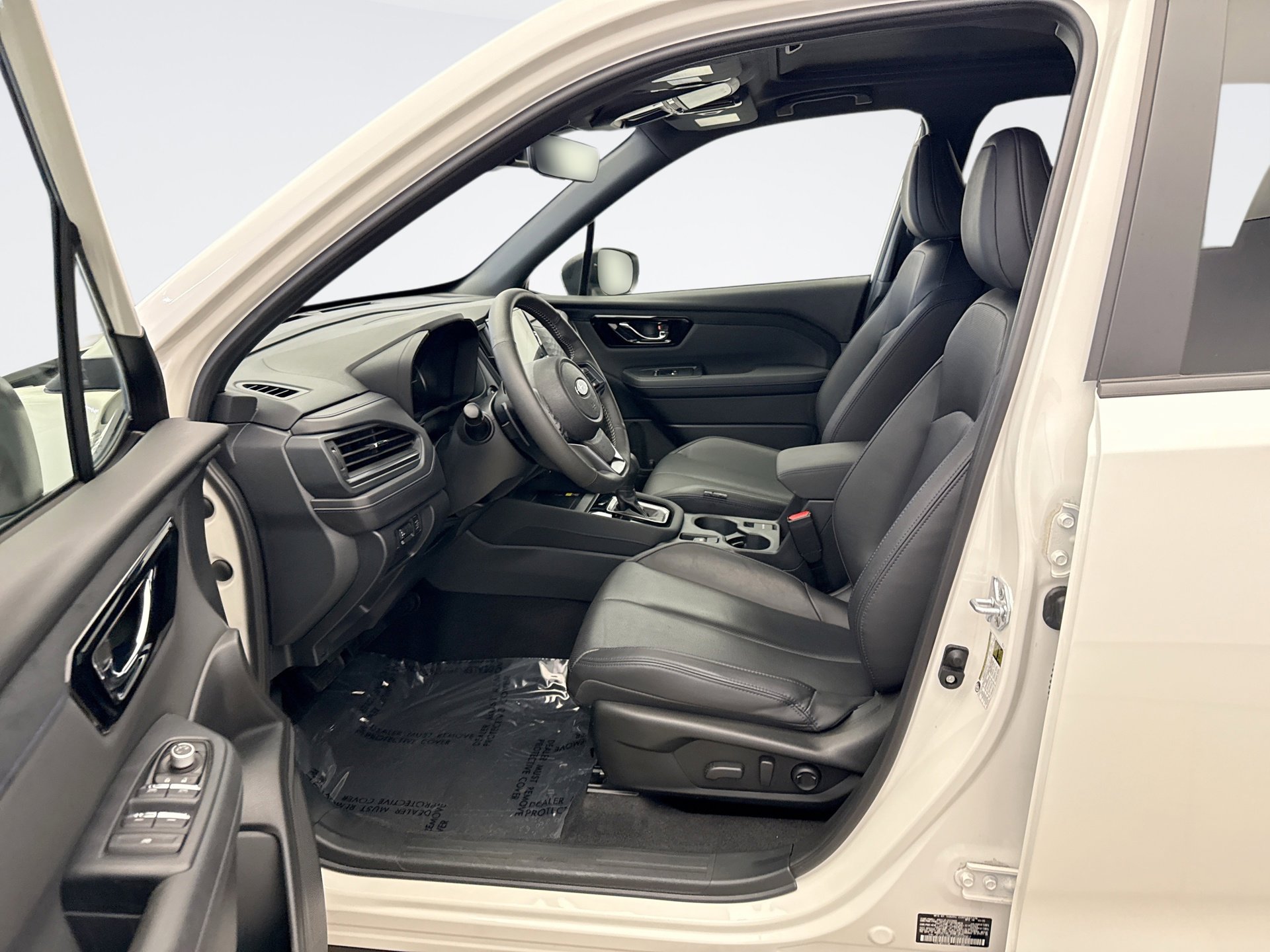 Used 2025 Subaru Forester Limited image 10