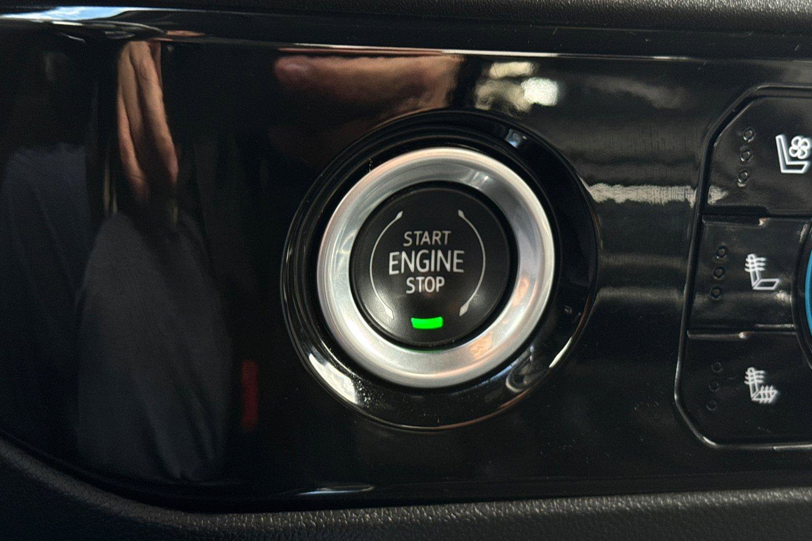 Used 2022 GMC Sierra 1500 SLT w/ SLT Convenience Package image 25