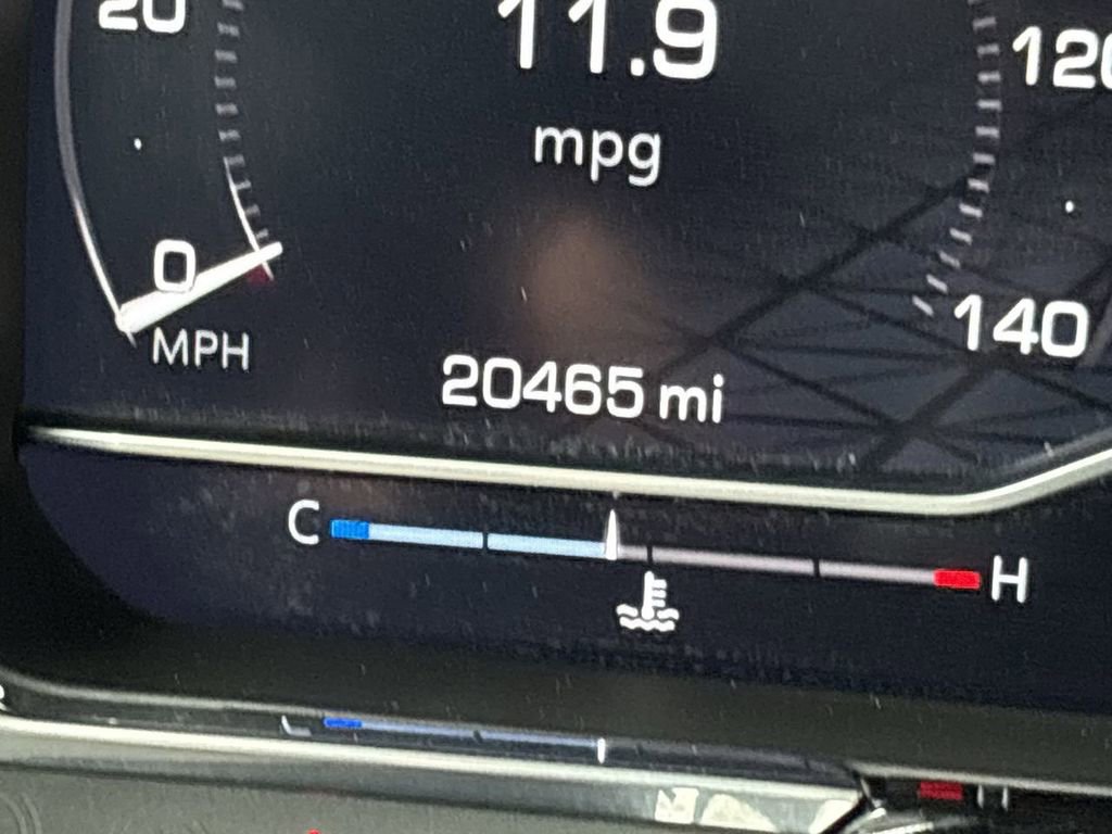 Certified 2025 GMC Sierra 1500 SLT image 12