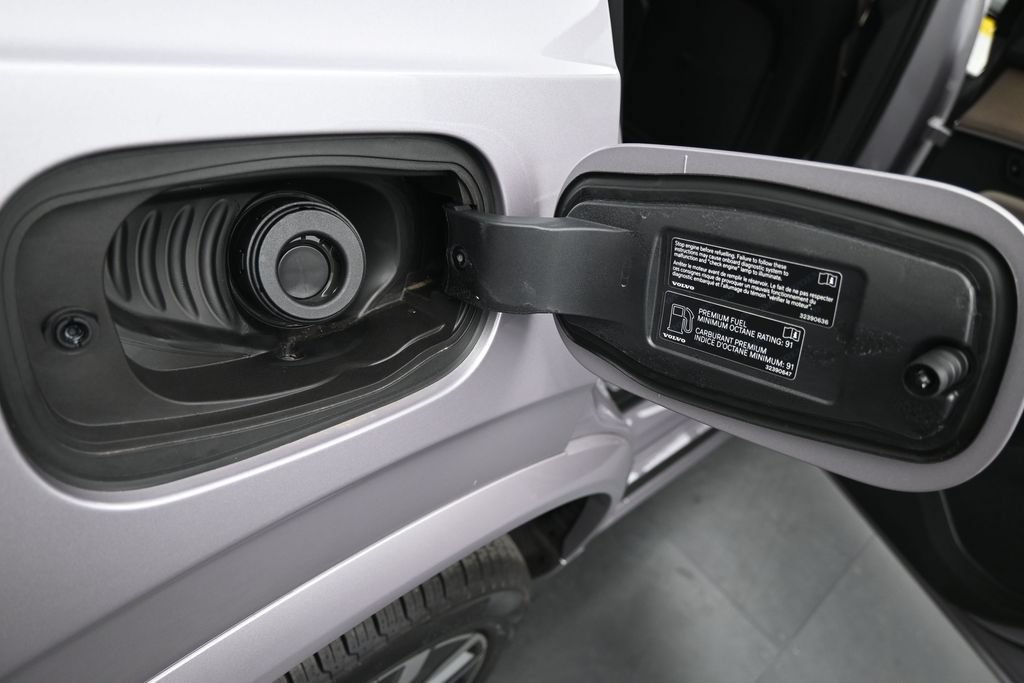 New 2026 Volvo XC90 B6 Ultra w/ Protection Package Premier AWD/4WD image 18