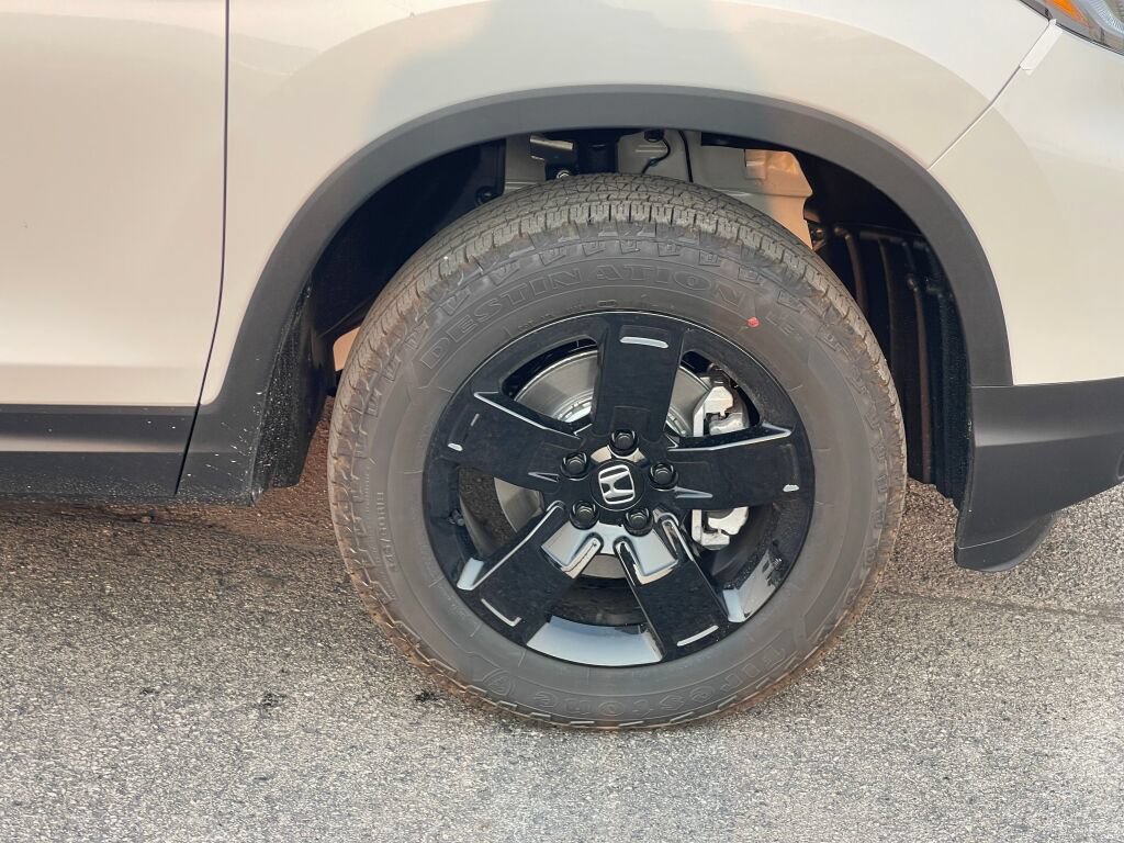 New 2026 Honda Ridgeline Black Edition image 23