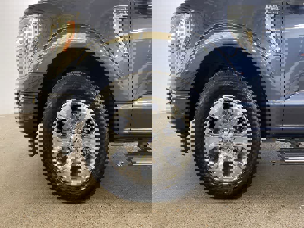 Used 2021 Ford F150 Platinum w/ Equipment Group 701A High image 11