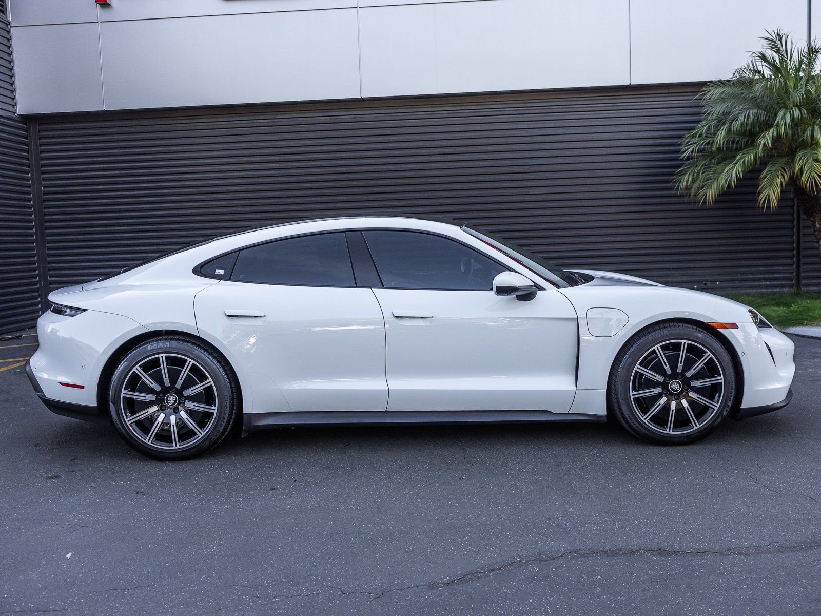 Certified 2023 Porsche Taycan image 10