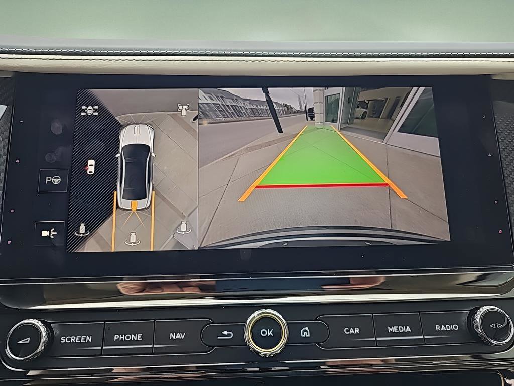 New 2025 Bentley Flying Spur Plug-In Hybrid image 25