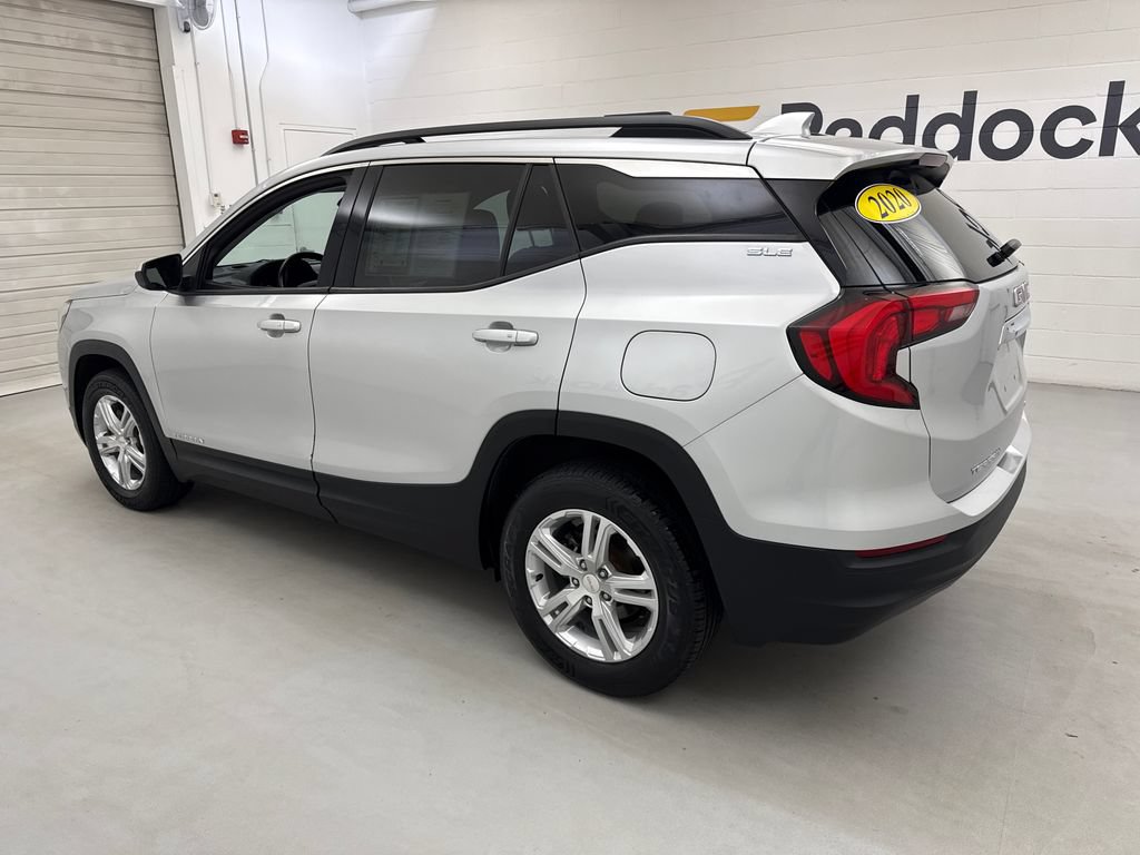 Used 2020 GMC Terrain SLE w/ Driver Convenience Package AWD/4WD image 3
