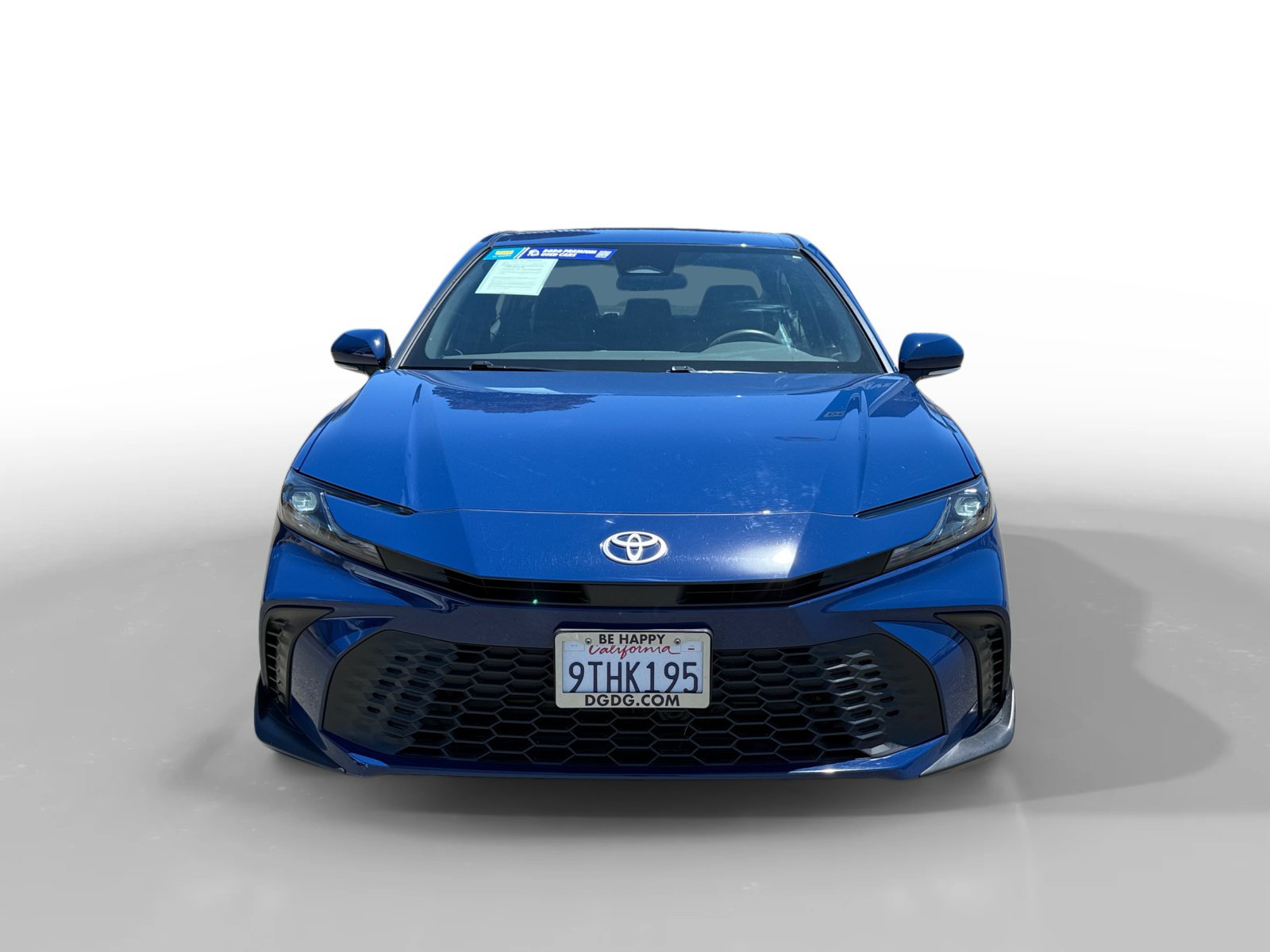 Used 2025 Toyota Camry SE FWD image 8