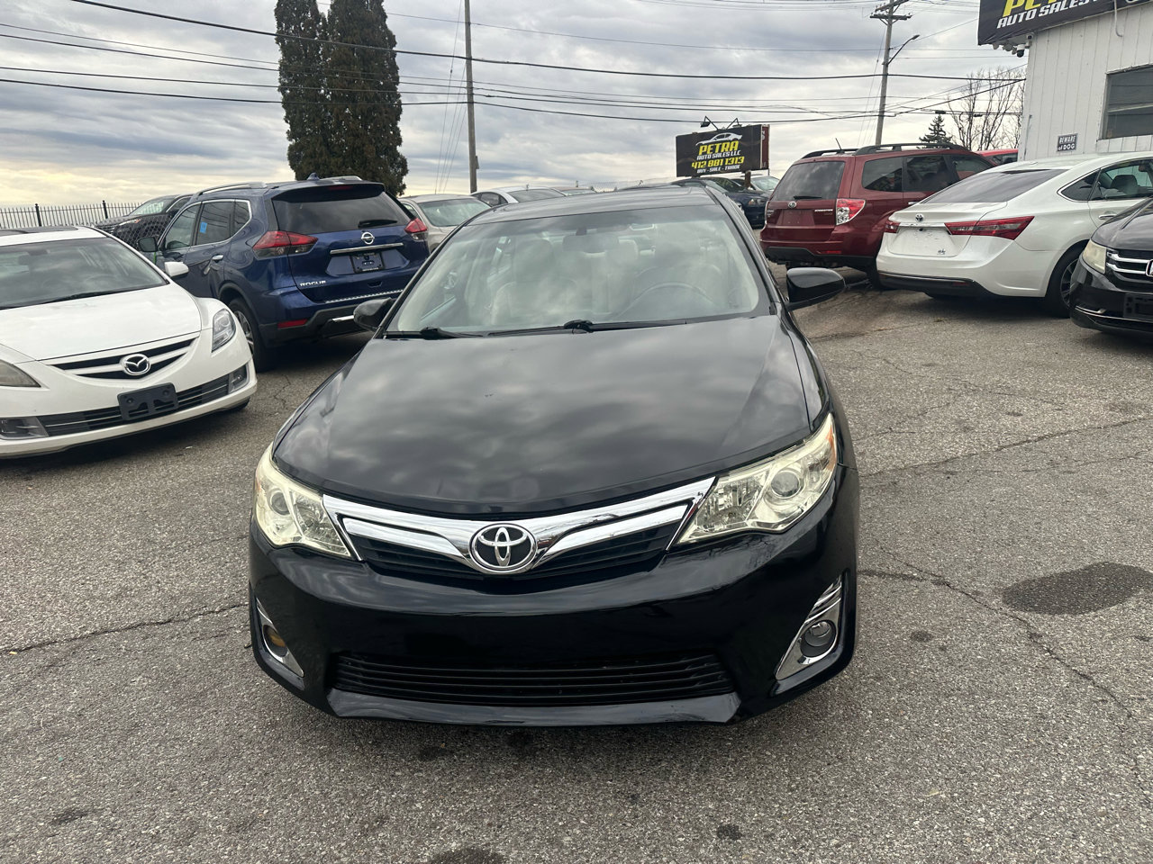 Used 2012 Toyota Camry XLE w/ Leather Pkg