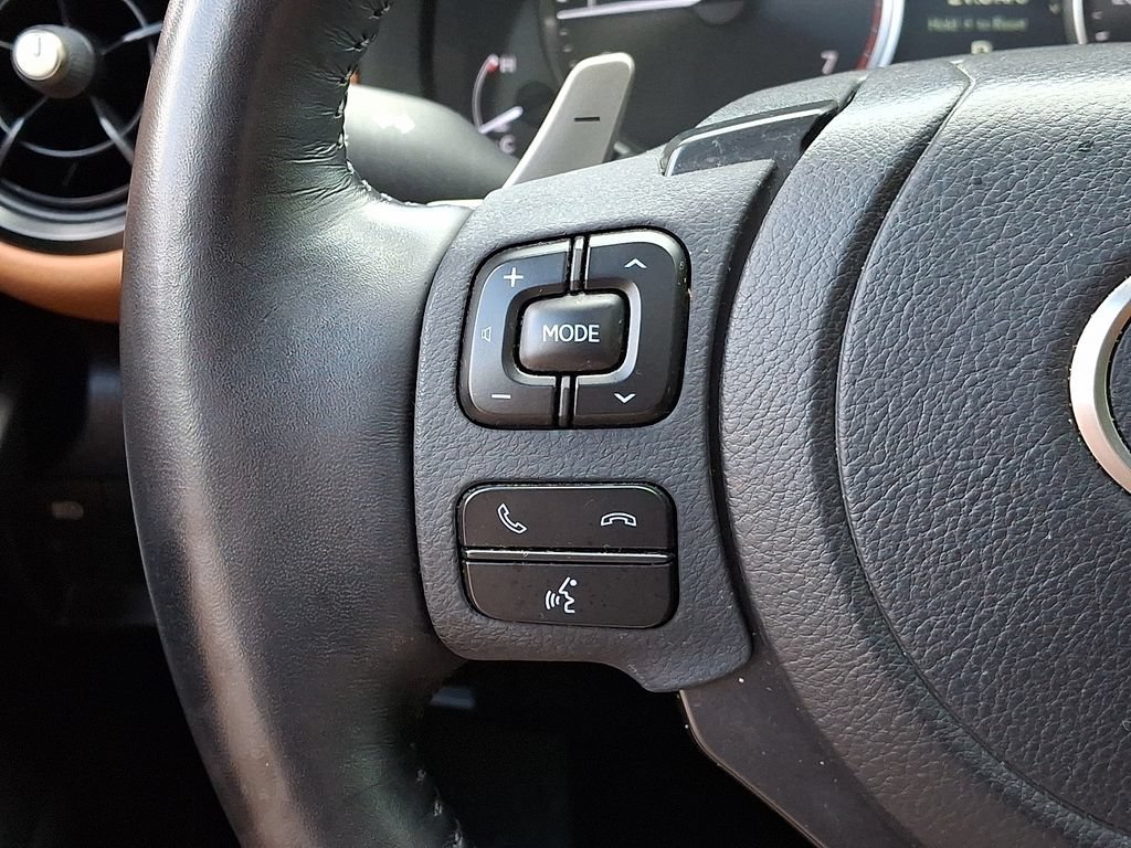 Used 2023 Lexus IS 300 w/ Comfort Package RWD image 22