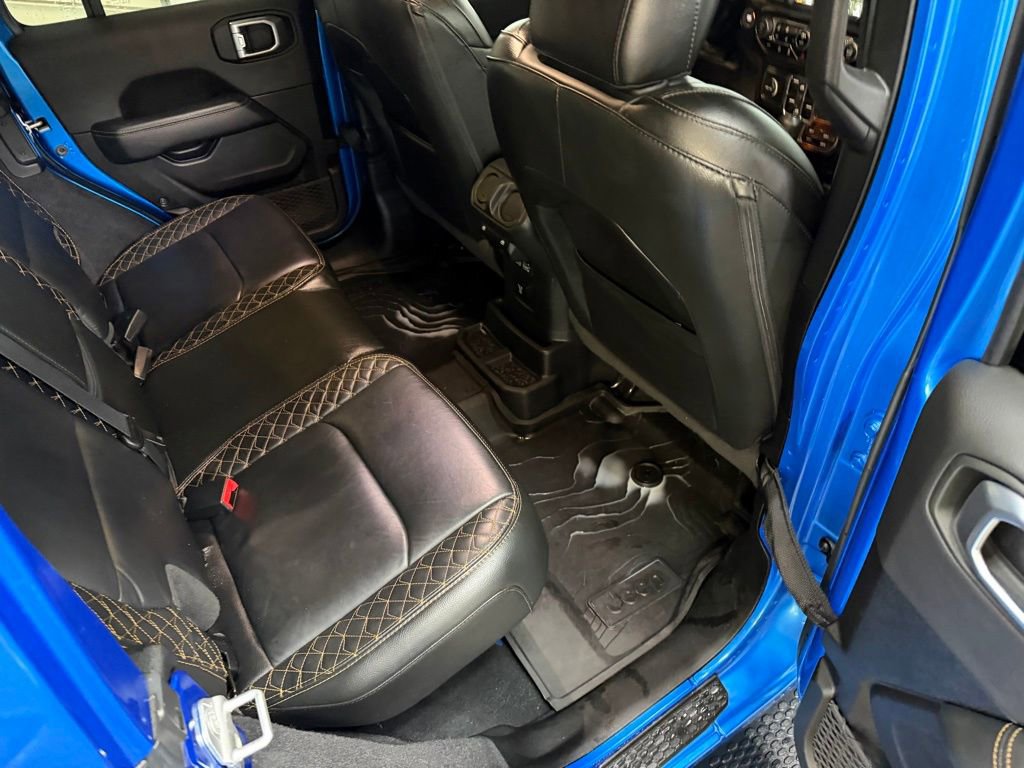 Used 2022 Jeep Wrangler Unlimited Sahara image 38
