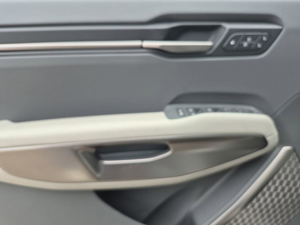 New 2026 Kia EV9 Wind image 6