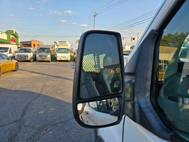 Used 2016 Ford Transit 250 130 Medium Roof RWD image 27