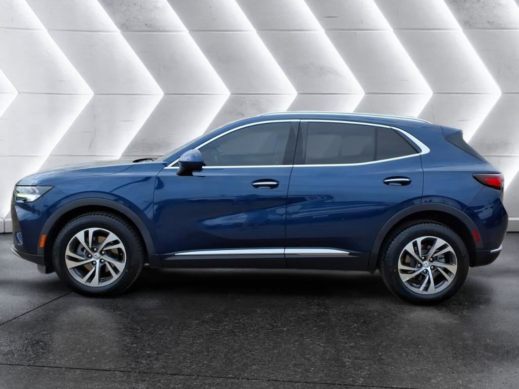 Used 2022 Buick Envision Essence w/ Safety Package image 2