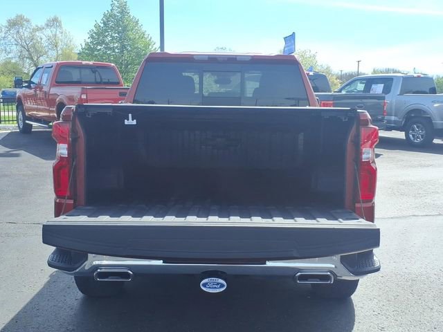 Used 2025 Chevrolet Silverado 1500 LTZ w/ Technology Package AWD/4WD image 7