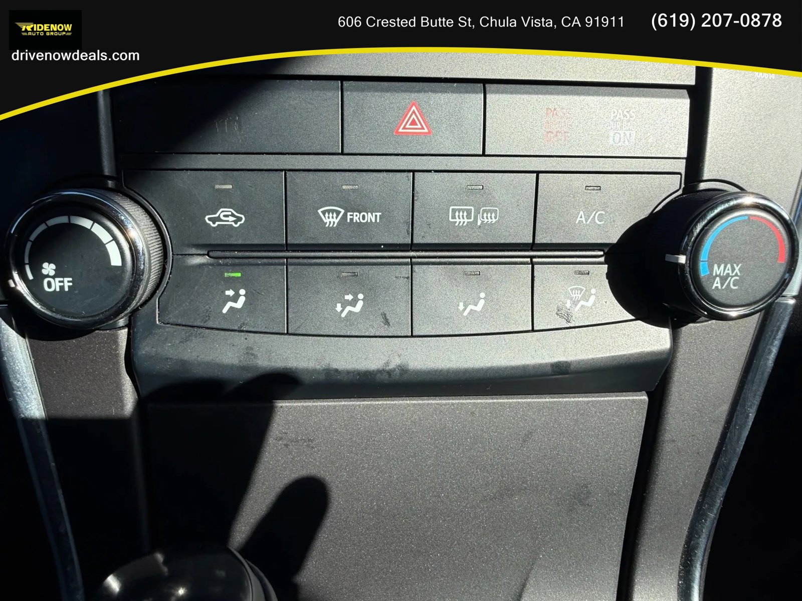 Used 2016 Toyota Camry SE image 24