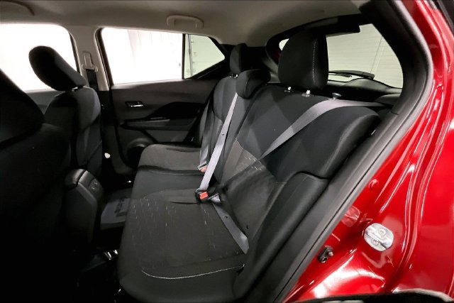 Used 2024 Nissan Kicks SV FWD image 23