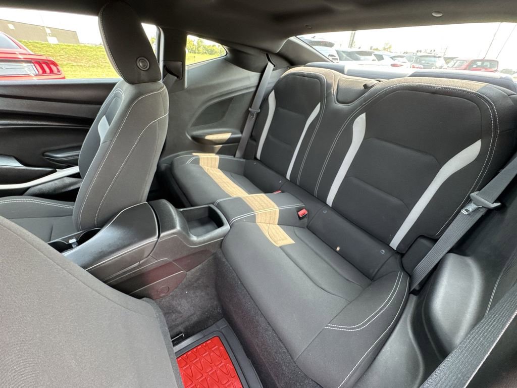 Used 2021 Chevrolet Camaro LT w/ Technology Package RWD image 22