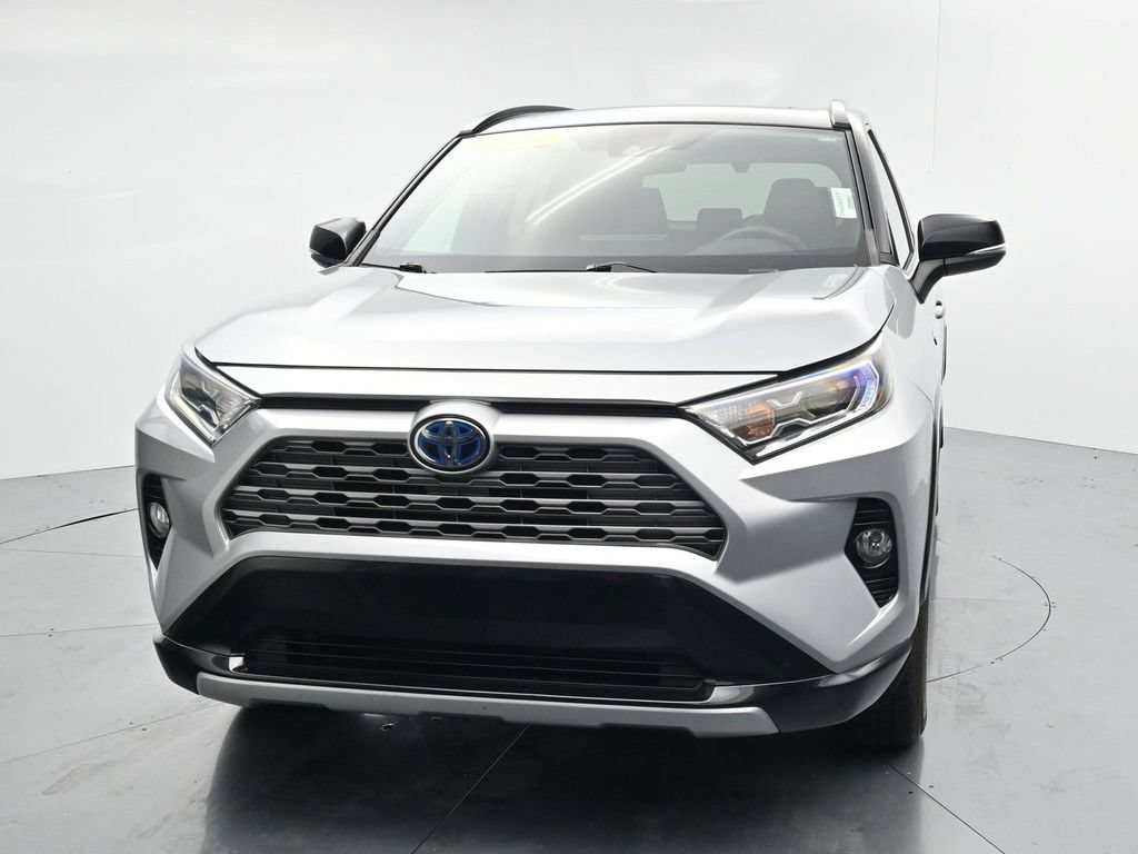 Used 2021 Toyota RAV4 XSE AWD/4WD image 3