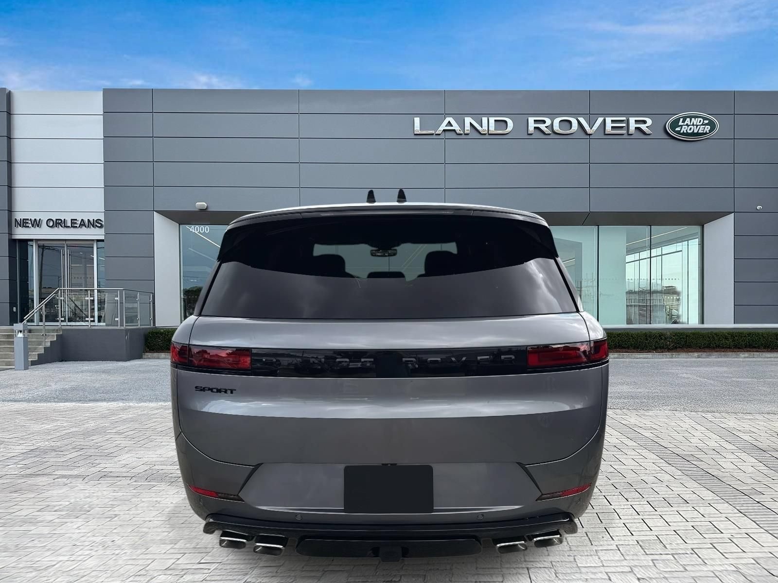 New 2025 Land Rover Range Rover Sport Dynamic SE AWD/4WD image 4