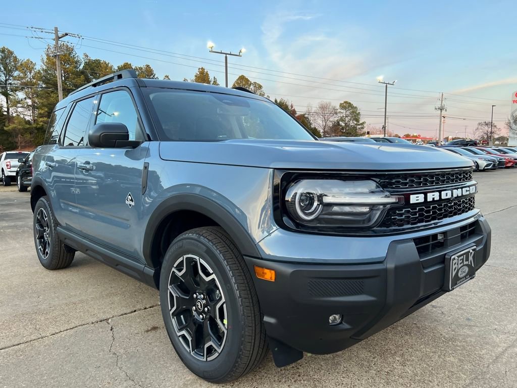 New 2025 Ford Bronco Sport Outer Banks image 1