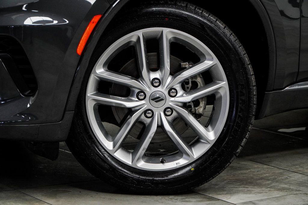 Used 2024 Dodge Durango GT image 3