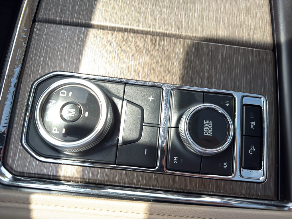 Used 2023 Ford Expedition Max Limited AWD/4WD image 15