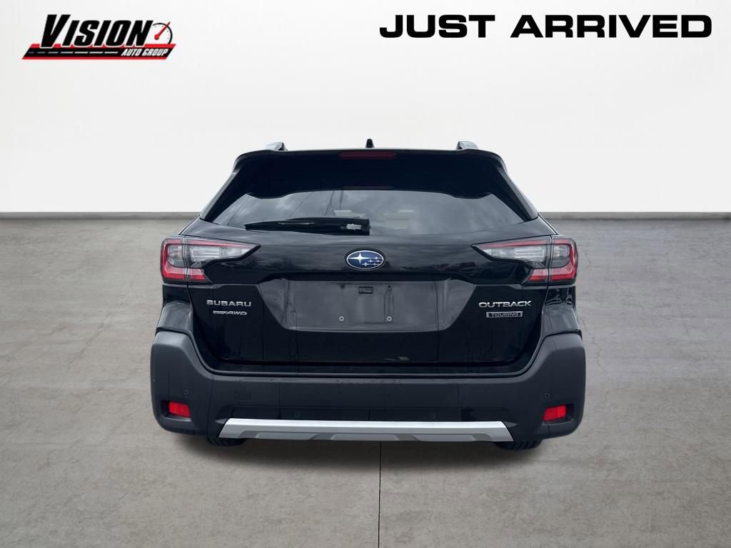 Used 2024 Subaru Outback Touring AWD/4WD image 7