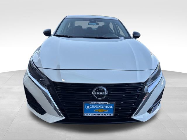 Used 2025 Nissan Altima 2.5 SV FWD image 8