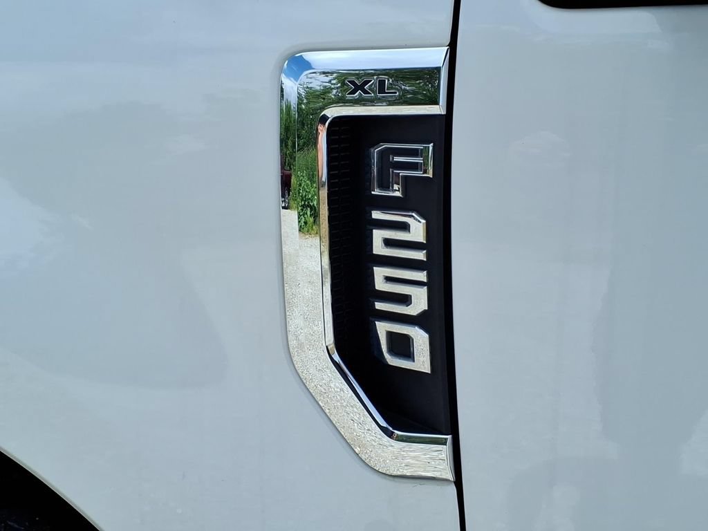 Used 2020 Ford F250 XL w/ Power Equipment Group AWD/4WD image 14