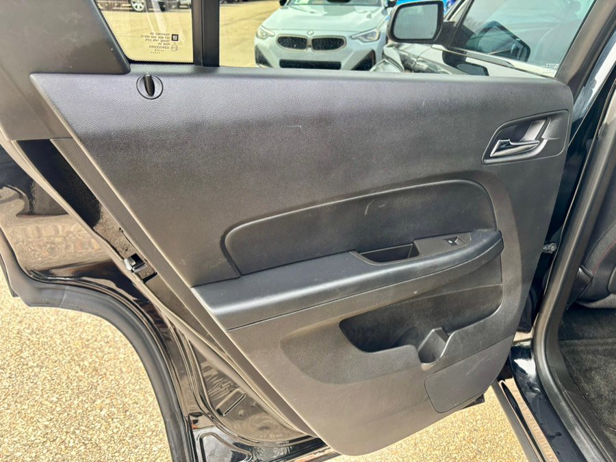 Used 2015 GMC Terrain SLE image 19