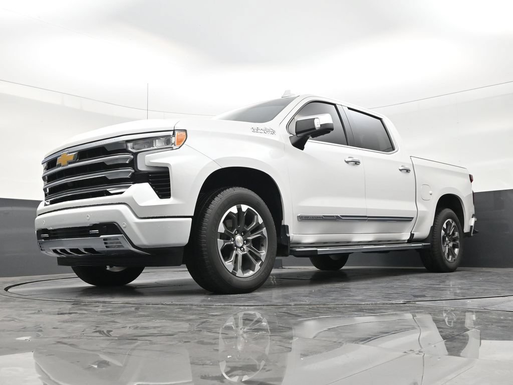 Used 2024 Chevrolet Silverado 1500 High Country w/ Technology Package RWD image 20