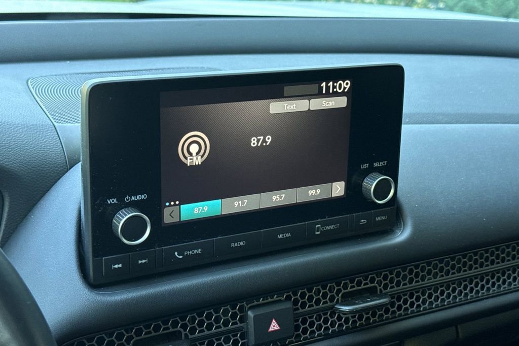Certified 2024 Honda HR-V Sport image 15