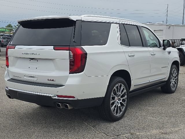 Used 2025 GMC Yukon Denali w/ Sun & Power Step Package AWD/4WD image 5
