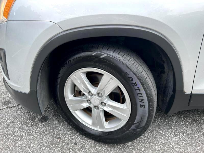 Used 2016 Chevrolet Trax LS image 3
