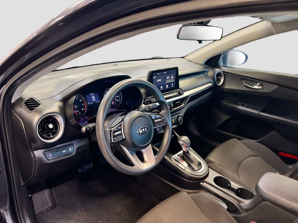 Used 2020 Kia Forte LXS image 9
