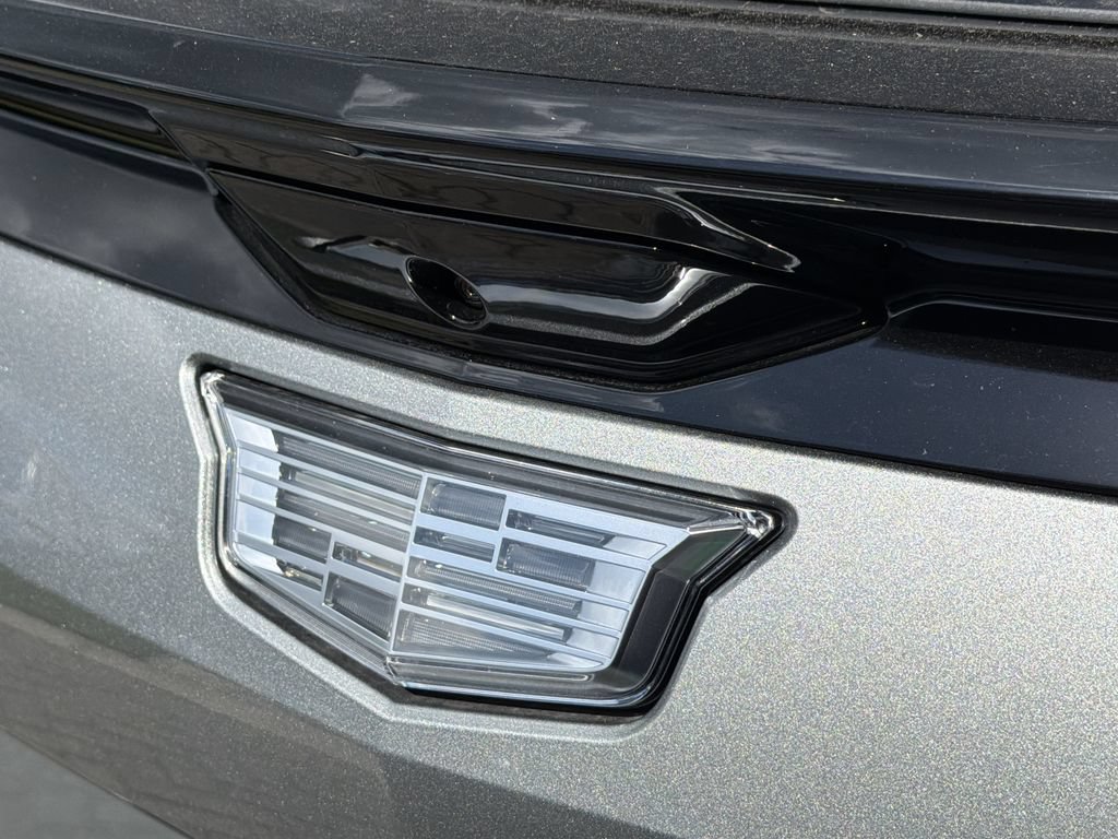 New 2027 Cadillac Optiq Luxury AWD/4WD image 11