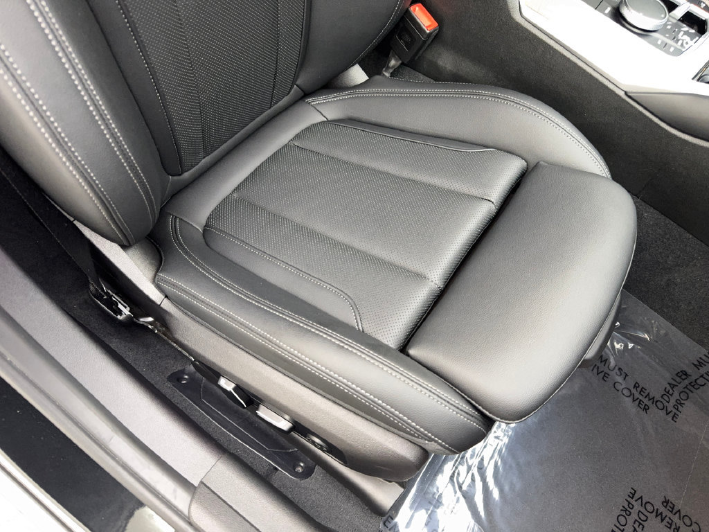Used 2025 BMW 330i Sedan RWD image 48