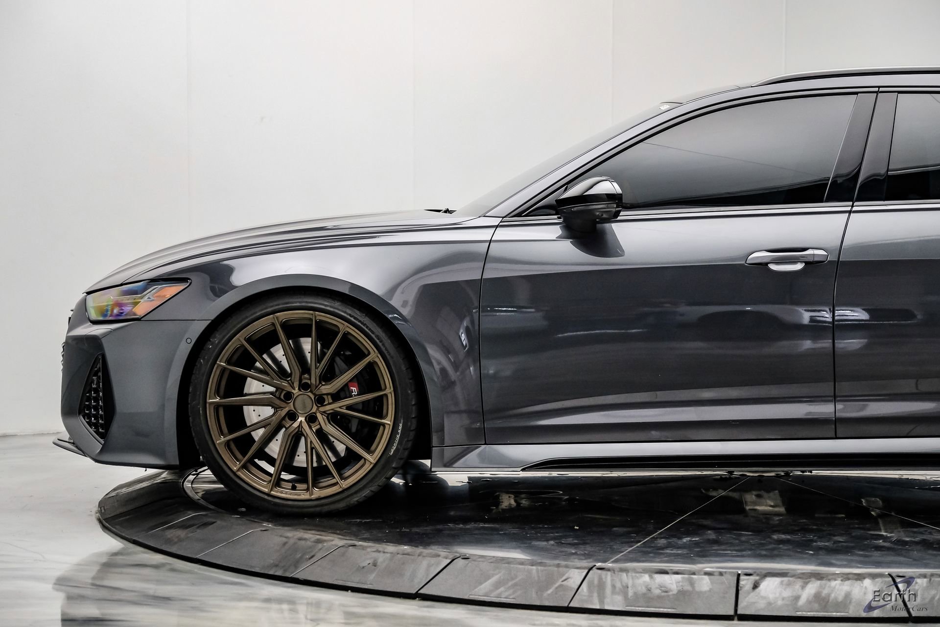 Used 2023 Audi RS 6 w/ Black Optic Package AWD/4WD image 6