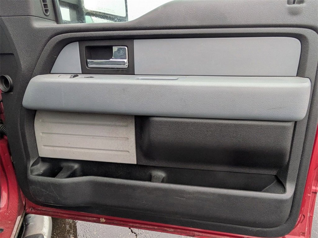 Used 2012 Ford F150 XLT w/ XTR Pkg image 45