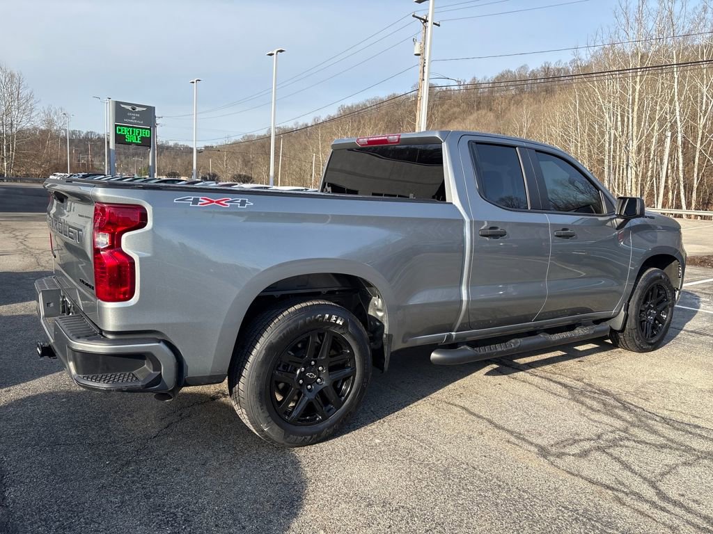 Certified 2024 Chevrolet Silverado 1500 Custom w/ Turbomax Blackout Package image 6