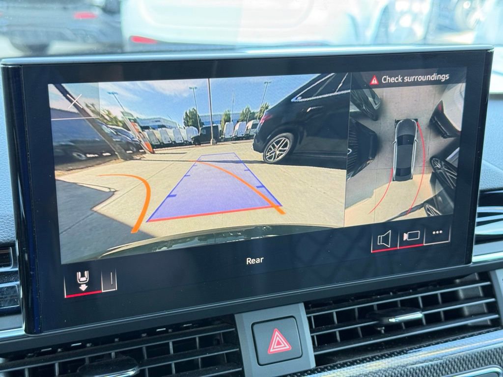 Used 2023 Audi S4 Premium Plus w/ Premium Plus Package image 4